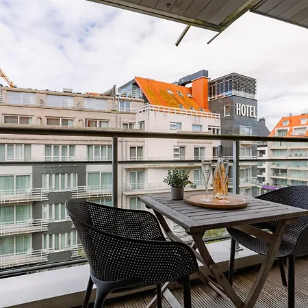 Huswell - Spacious & Light With Double Terrace *