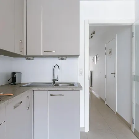 Casiola - Spacious & Light With Double Terrace