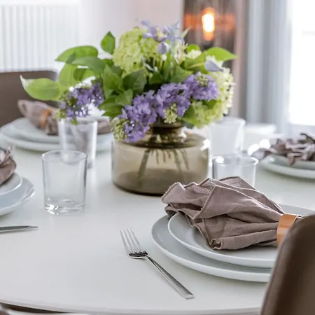 Casiola - Spacious & Light With Double Terrace דירה